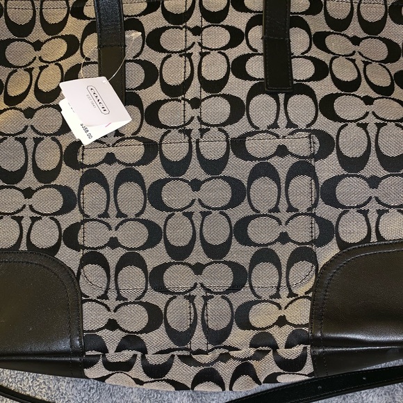 New COACH Signature Satchel/Crossbody - Picture 5 of 8